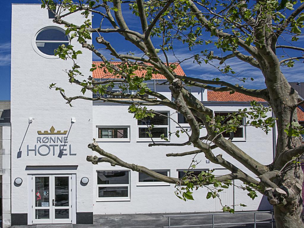 Ronne Hotel Buitenkant foto